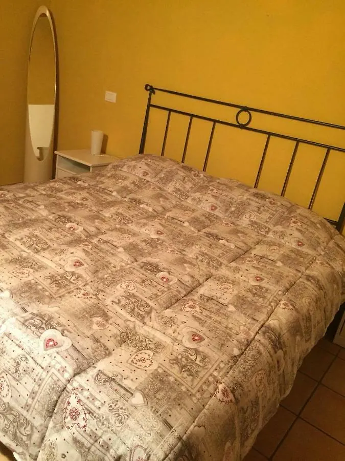 보르디게라 La Casa Nel Borgo Antico 아파트 0*,
