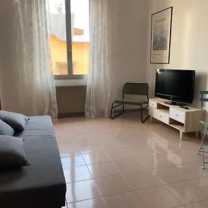  Appartamento Casa Enza: A Un Passo Dal Mare.
