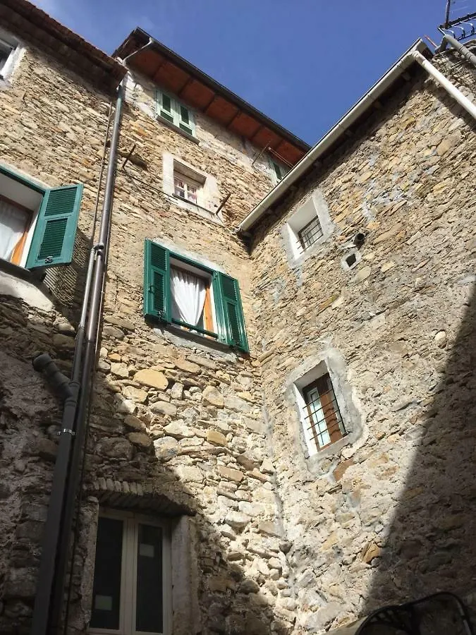 La Casa Nel Borgo Antico contacts